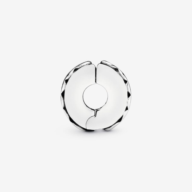 Pandora Band of Hearts Clip Charm Sterling Silver | 01938-UMIO