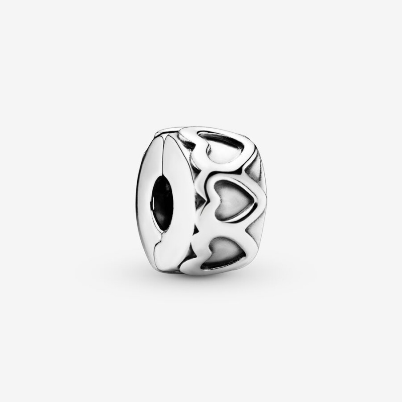 Pandora Band of Hearts Clip Charm Sterling Silver | 01938-UMIO