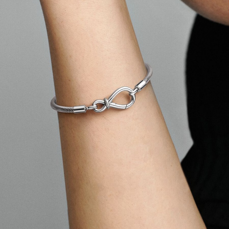 Pandora Moments Infinity Knot Snake Chain Bracelet Sterling Silver | 81729-BMIY