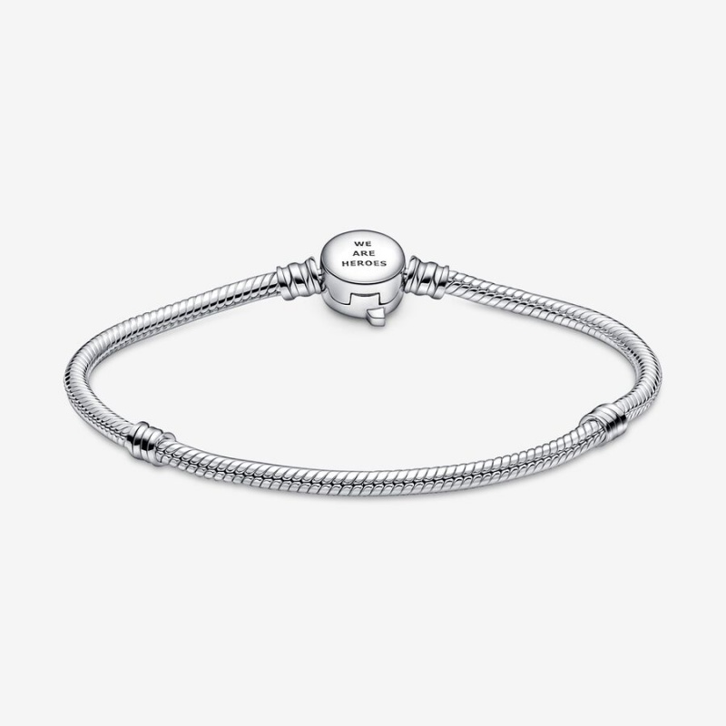 Pandora Moments Marvel The Avengers Logo Clasp Snake Chain Bracelet Sterling Silver | 85613-UDKS