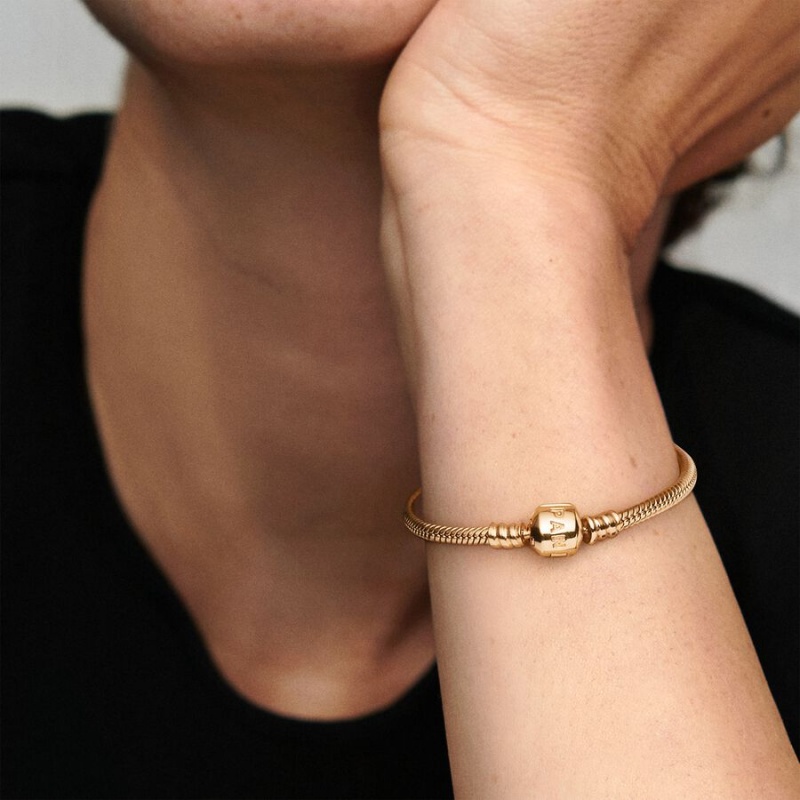 Pandora Moments Snake Chain Bracelet Gold | 41895-ZBFW