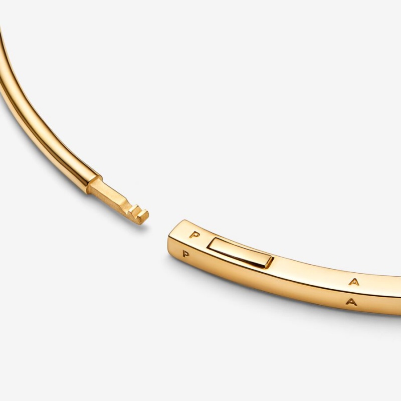 Pandora Signature I-D Bangle Gold | 05648-FYBT